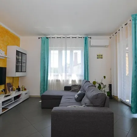 Noemi & Ana * Rovinj